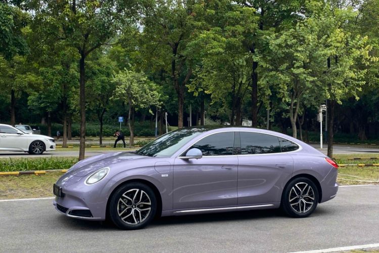 Used ORA Lightning Cat 2022 555 km Luxury Edition Exterior 3