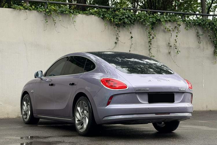 Used ORA Lightning Cat 2022 600 km All-Wheel Drive High-Performance Version Exterior 4