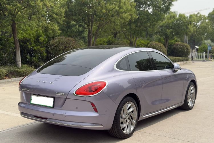 Used ORA Lightning Cat 2022 555 km Luxury Edition Exterior 5