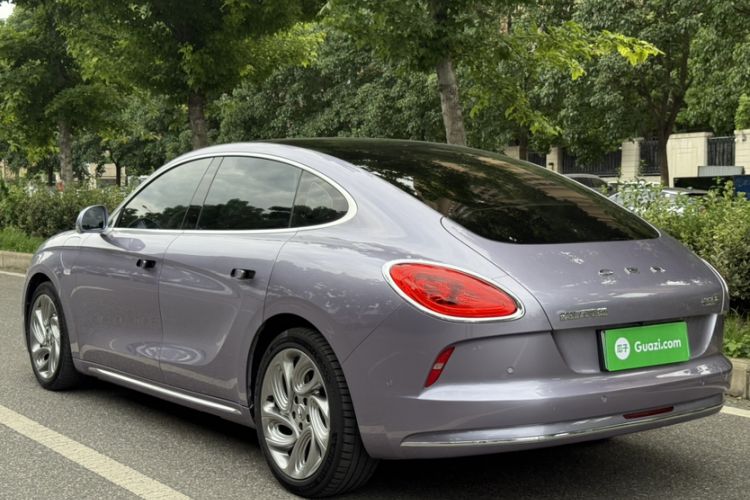 Used ORA Lightning Cat 2022 555 km Luxury Edition Exterior 6