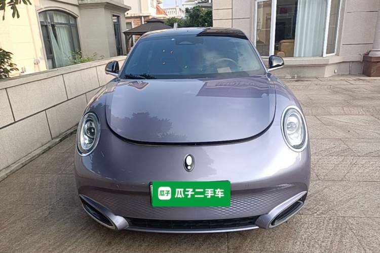 Used ORA Lightning Cat 2022 555 km Luxury Edition Front