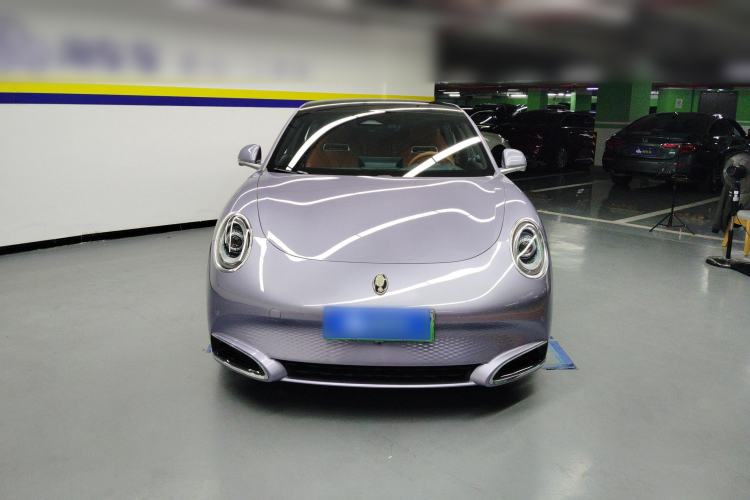 Used ORA Lightning Cat 2022 555 km Luxury Edition Front