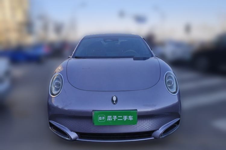 Used ORA Lightning Cat 2022 555 km Luxury Edition Front