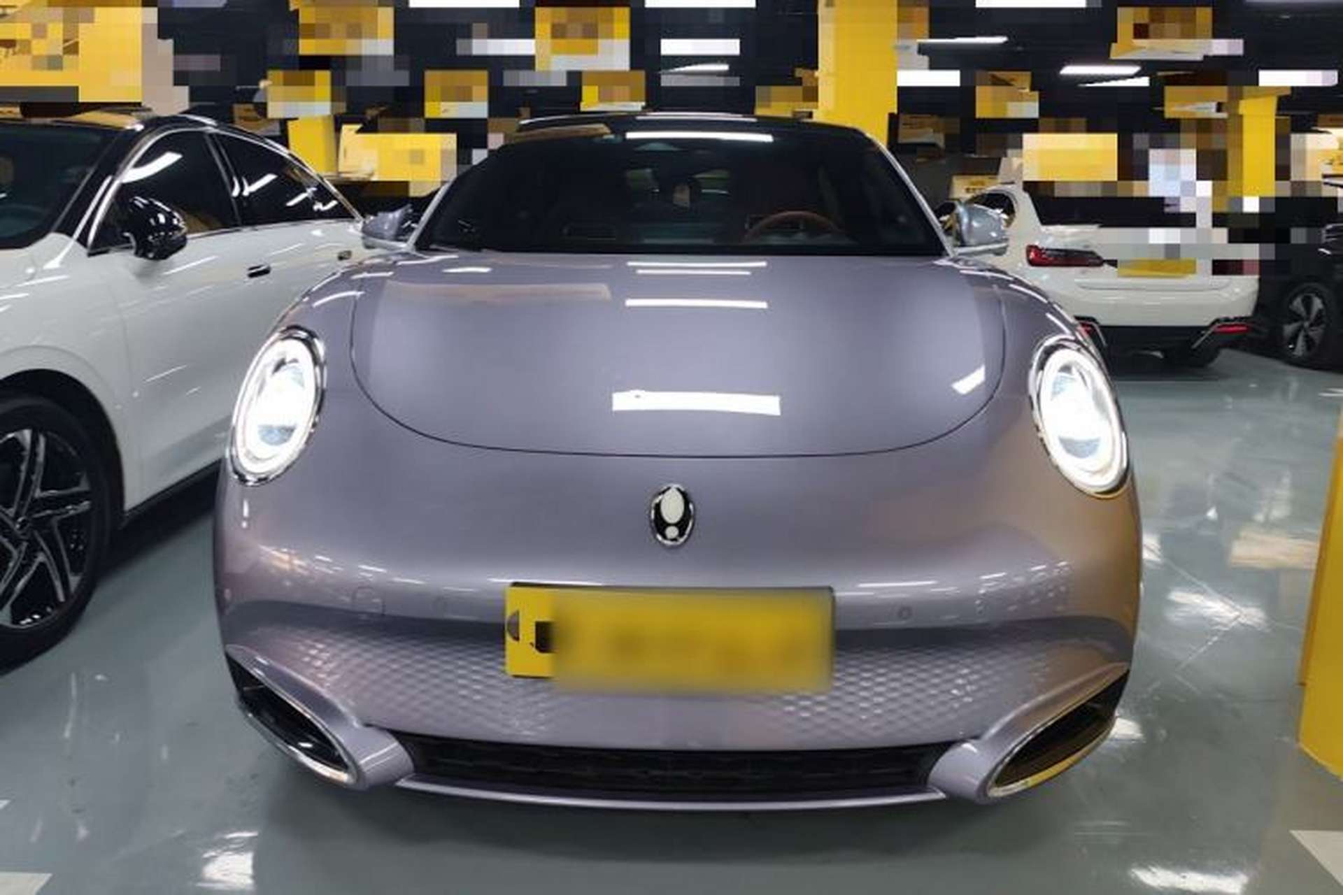 Used ORA Lightning Cat 2022 555 km Luxury Edition Front