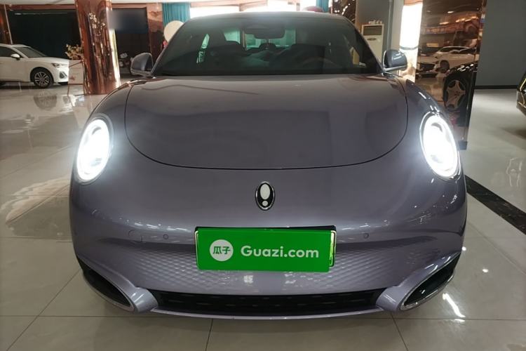 Used ORA Lightning Cat 2022 555 km Luxury Edition Front
