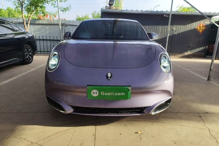 Used ORA Lightning Cat 2022 555 km Luxury Edition Front