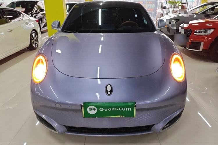 Used ORA Lightning Cat 2022 555 km Luxury Edition Front