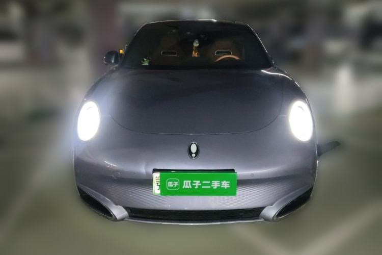 Used ORA Lightning Cat 2022 555 km Luxury Edition Front