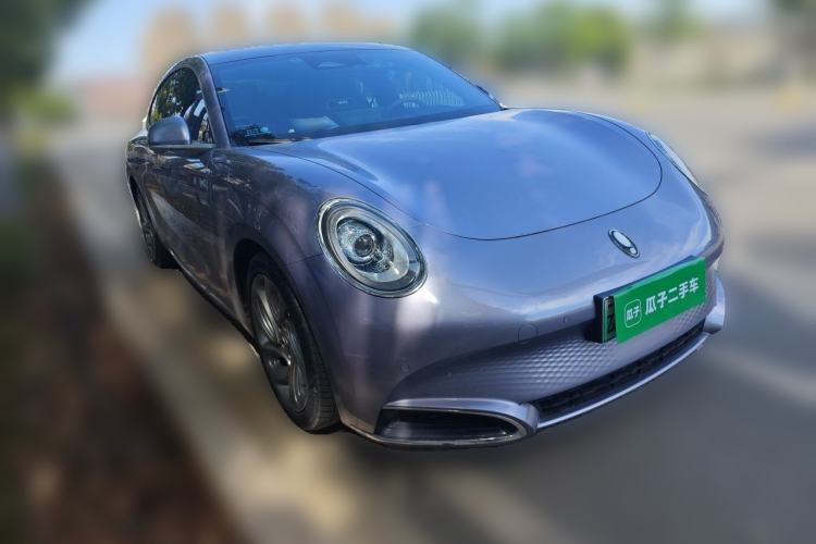 Used ORA Lightning Cat 2022 555 km Luxury Edition Front Right 45 Deg