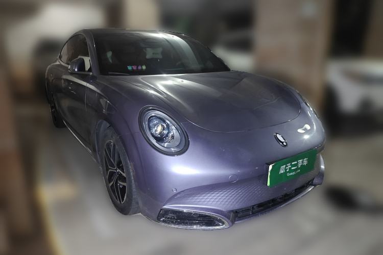 Used ORA Lightning Cat 2022 555 km Luxury Edition Front Right 45 Deg