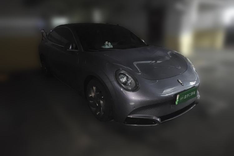 Used ORA Lightning Cat 2022 555 km Luxury Edition Front Right 45 Deg