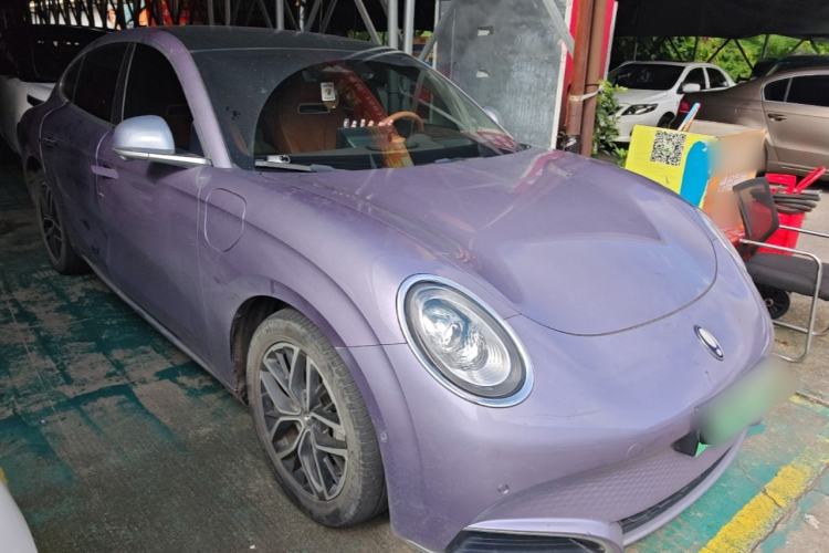 Used ORA Lightning Cat 2022 555 km Luxury Edition Front Right 45 Deg