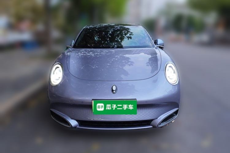 Used ORA Lightning Cat 2022 555 km Luxury Edition Front