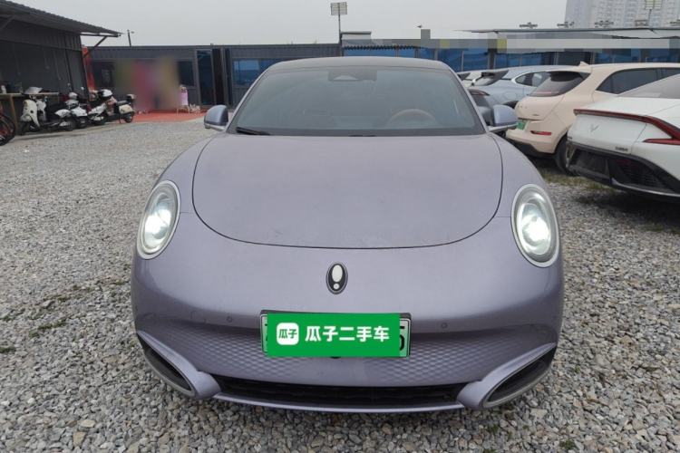 Used ORA Lightning Cat 2022 555 km Luxury Edition Front