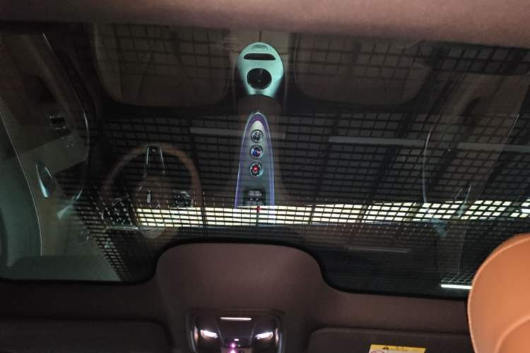 Used ORA Lightning Cat 2022 555 km Luxury Edition Headliner