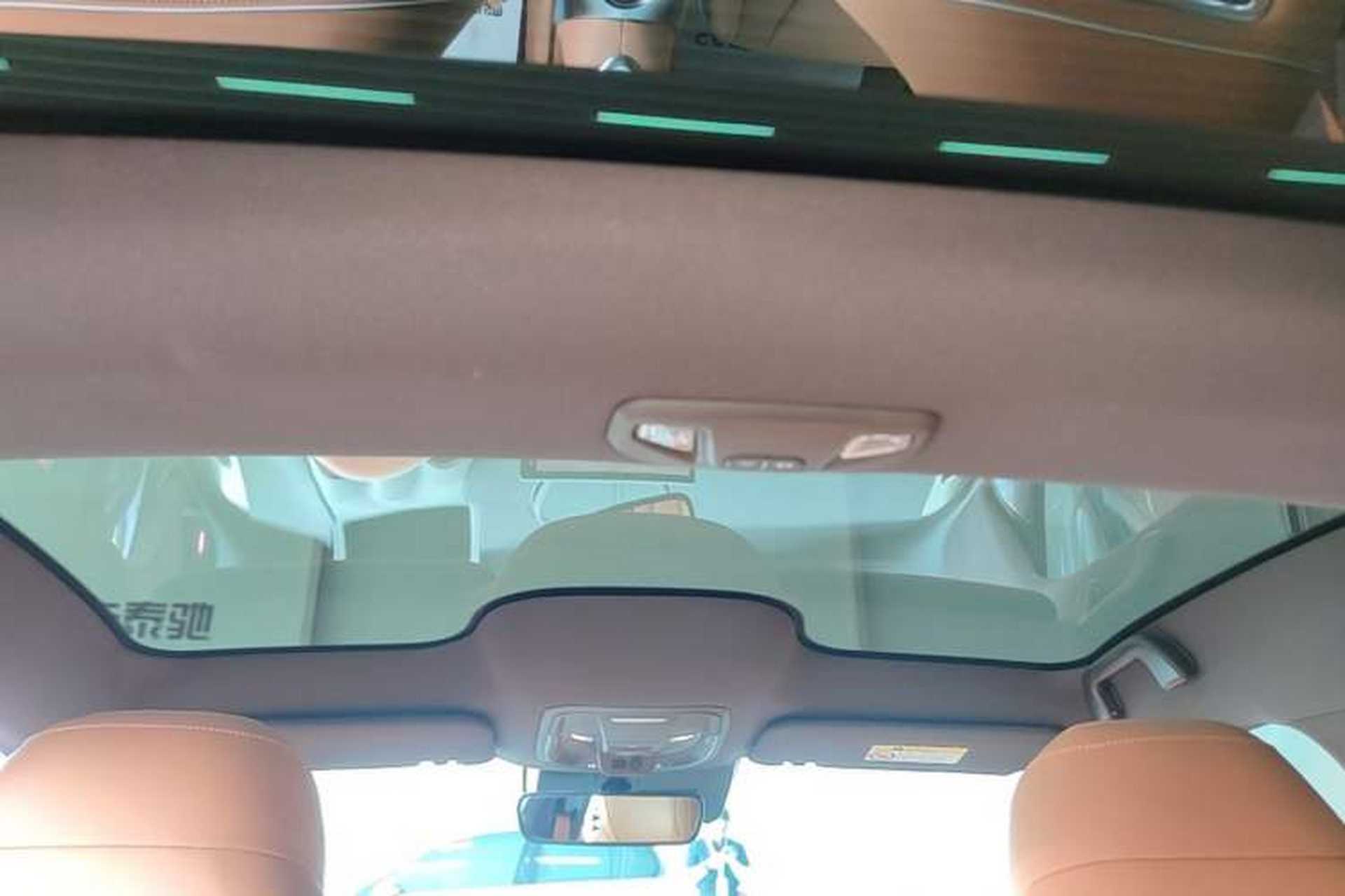 Used ORA Lightning Cat 2022 555 km Luxury Edition Headliner