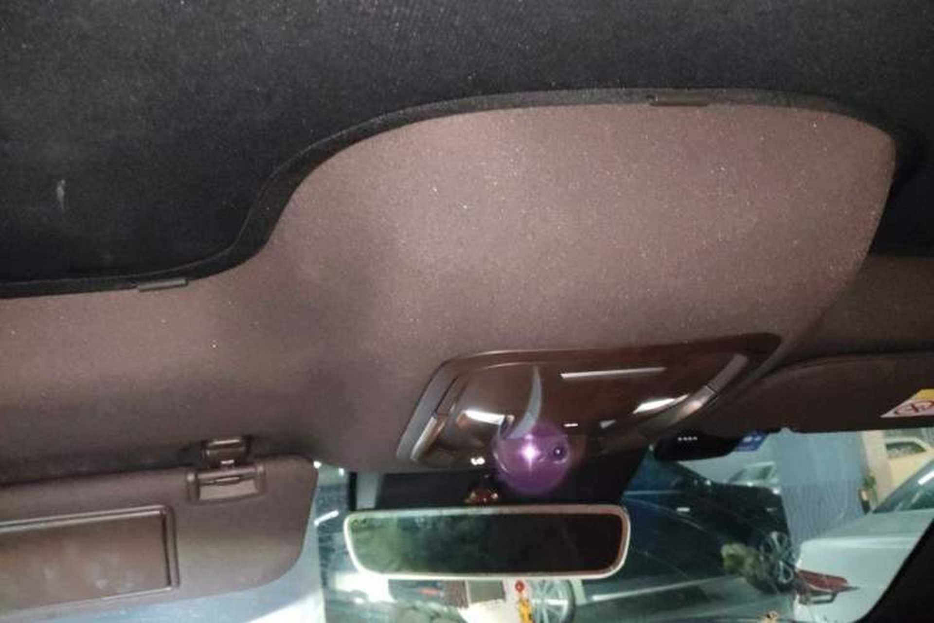 Used ORA Lightning Cat 2022 555 km Luxury Edition Headliner