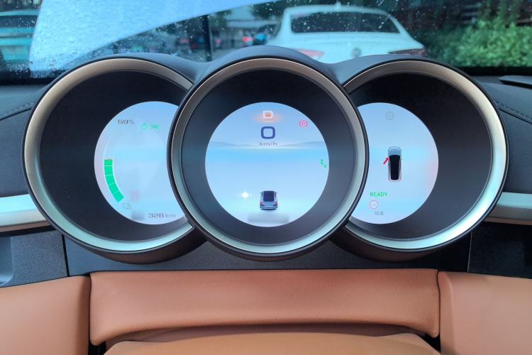 Used ORA Lightning Cat 2022 555 km Luxury Edition Instrument Cluster