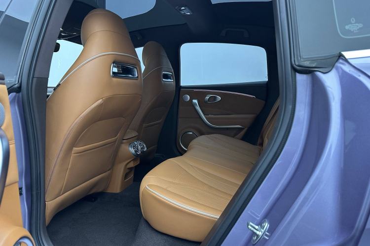 Used ORA Lightning Cat 2022 555 km Luxury Edition Interior 2