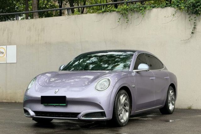Used ORA Lightning Cat 2022 600 km All-Wheel Drive High-Performance Version