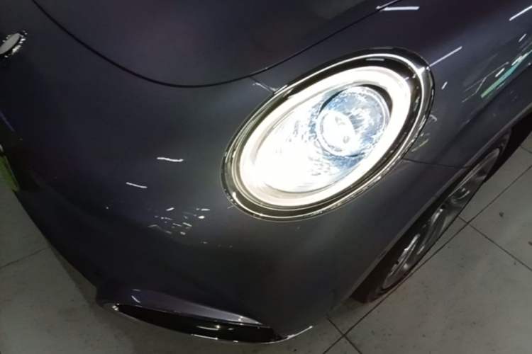 Used ORA Lightning Cat 2022 555 km Luxury Edition Left Front Headlight