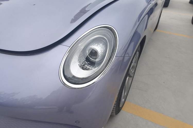 Used ORA Lightning Cat 2022 555 km Luxury Edition Left Front Headlight