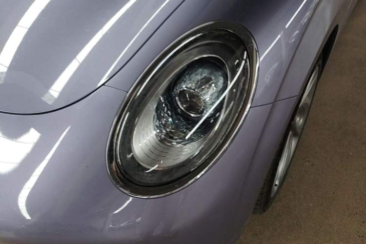 Used ORA Lightning Cat 2022 555 km Luxury Edition Left Front Headlight