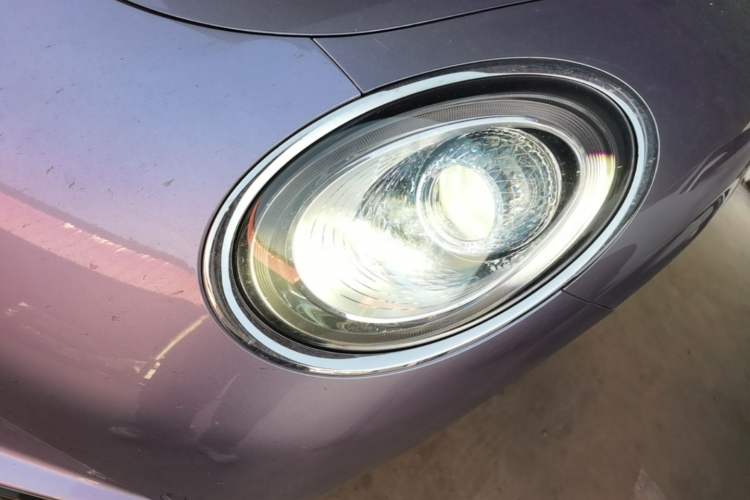 Used ORA Lightning Cat 2022 555 km Luxury Edition Left Front Headlight