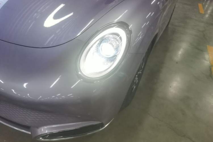 Used ORA Lightning Cat 2022 555 km Luxury Edition Left Front Headlight