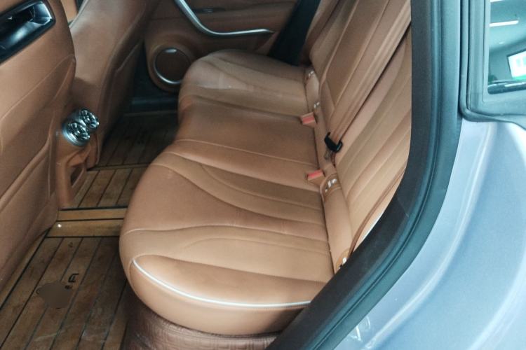 Used ORA Lightning Cat 2022 555 km Luxury Edition Left Rear Seat