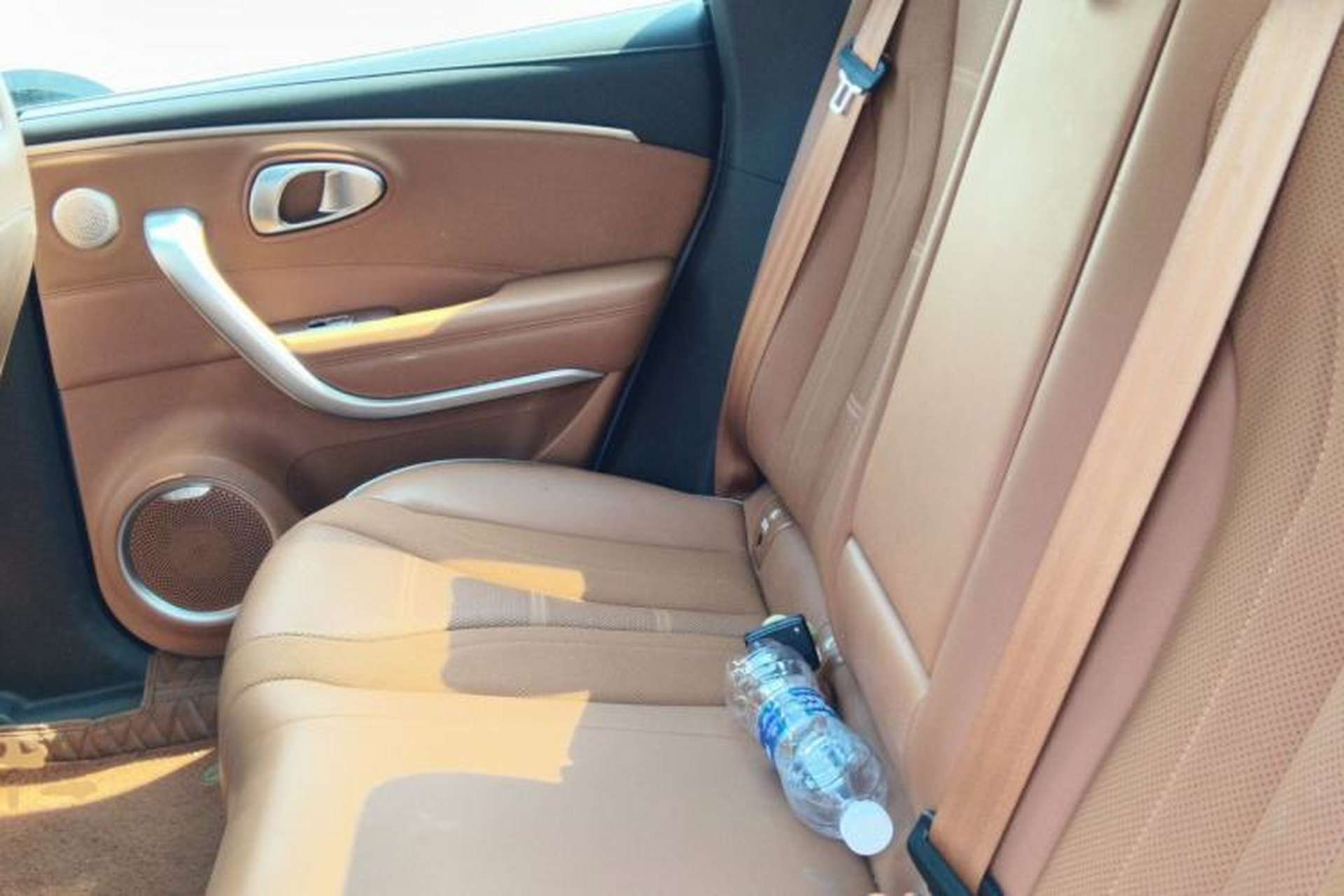 Used ORA Lightning Cat 2022 555 km Luxury Edition Left Rear Seat