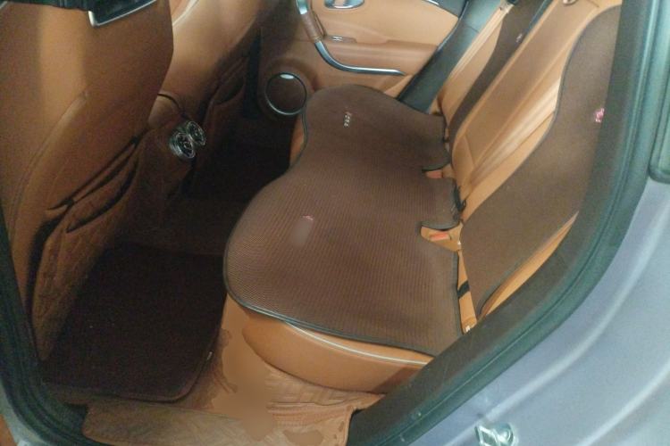 Used ORA Lightning Cat 2022 555 km Luxury Edition Left Rear Seat