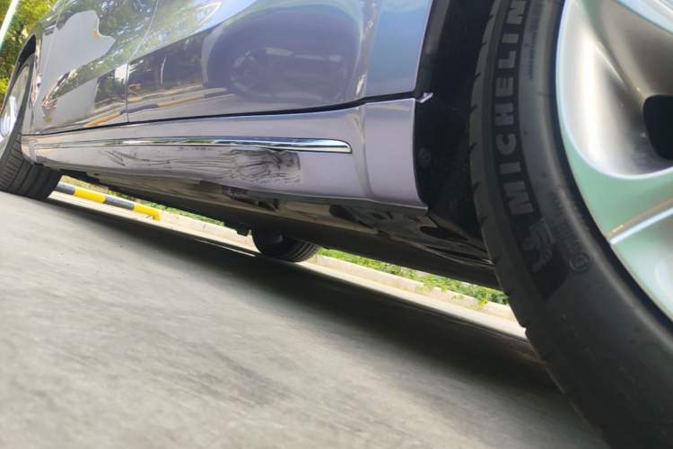 Used ORA Lightning Cat 2022 555 km Luxury Edition Left Side Sill