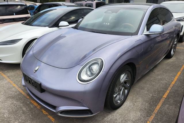 Used ORA Lightning Cat 2022 555 km Luxury Edition