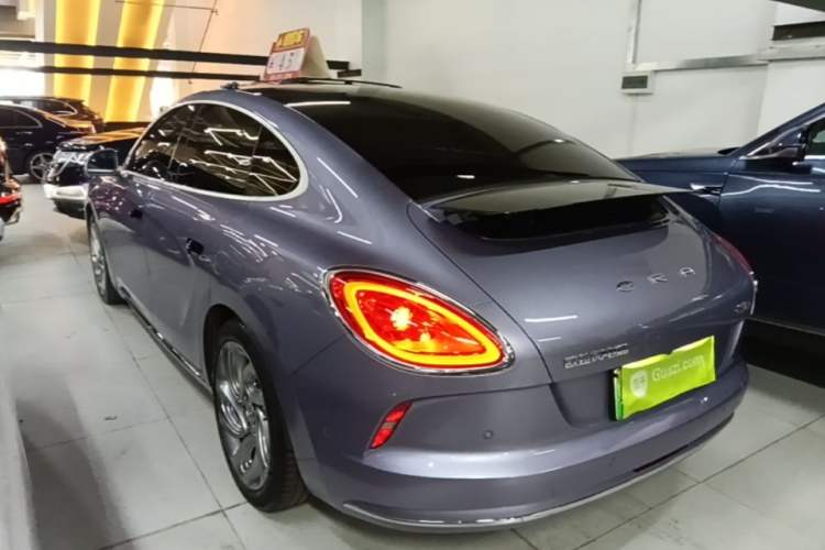 Used ORA Lightning Cat 2022 555 km Luxury Edition Rear Left 45 Deg