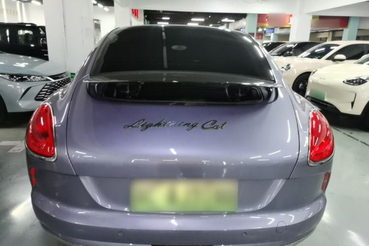 Used ORA Lightning Cat 2022 555 km Luxury Edition Rear