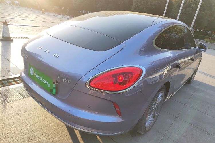 Used ORA Lightning Cat 2022 555 km Luxury Edition Rear Right 45 Deg