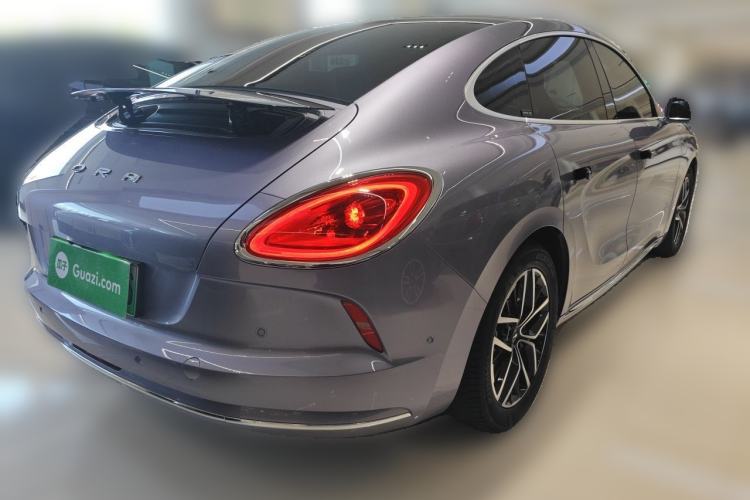 Used ORA Lightning Cat 2022 555 km Luxury Edition Rear Right 45 Deg