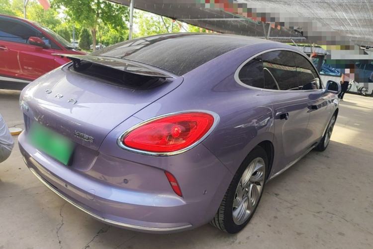 Used ORA Lightning Cat 2022 555 km Luxury Edition Rear Right 45 Deg