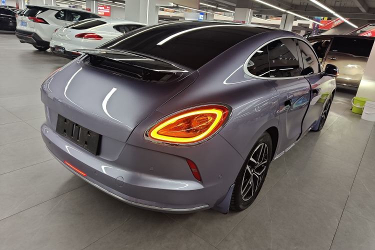 Used ORA Lightning Cat 2022 555 km Luxury Edition Rear Right 45 Deg