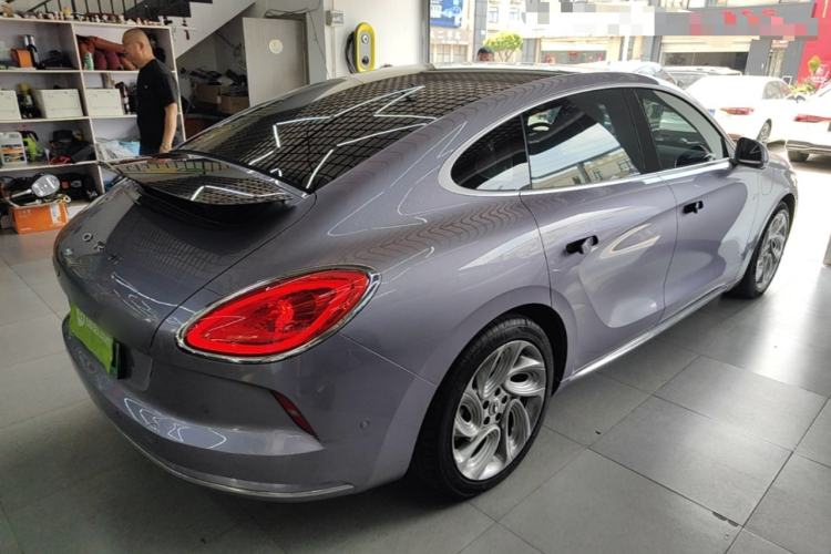 Used ORA Lightning Cat 2022 555 km Luxury Edition Rear Right 45 Deg
