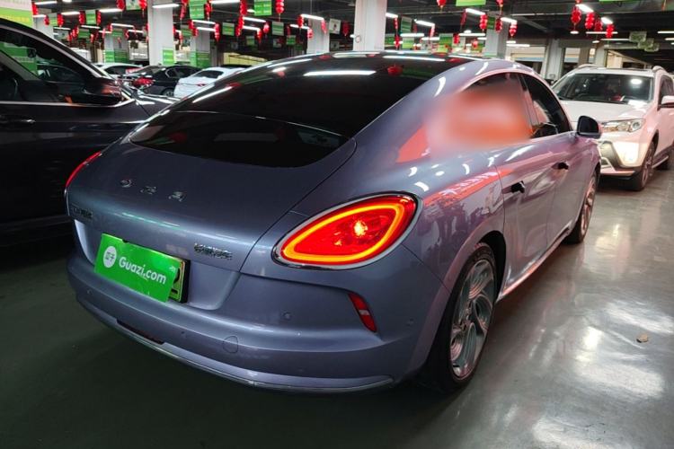 Used ORA Lightning Cat 2022 555 km Luxury Edition Rear Right 45 Deg