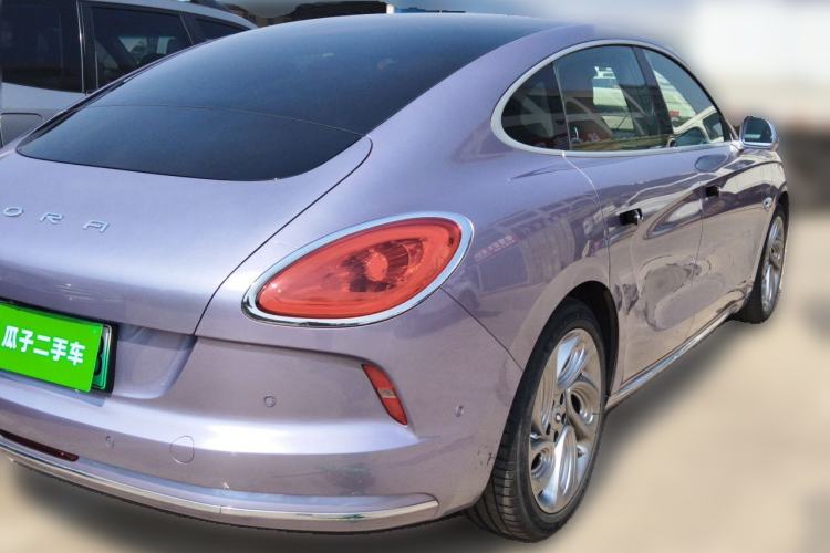 Used ORA Lightning Cat 2022 555 km Luxury Edition Rear Right 45 Deg