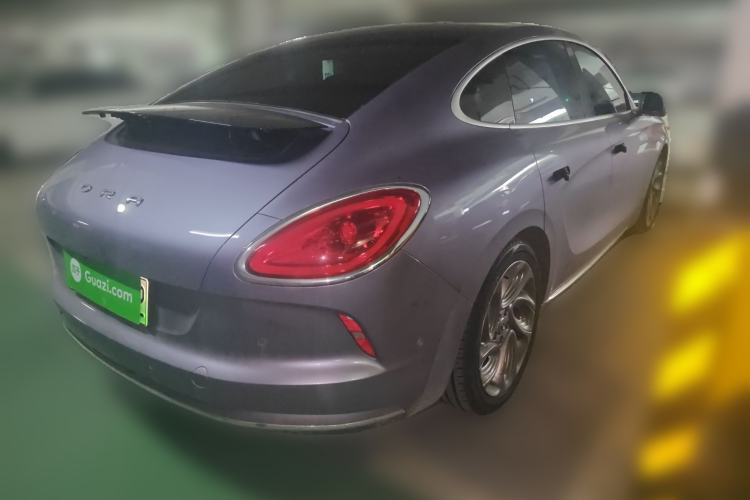 Used ORA Lightning Cat 2022 555 km Luxury Edition Rear Right 45 Deg