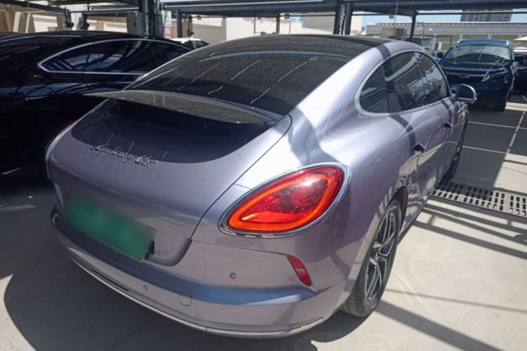 Used ORA Lightning Cat 2022 555 km Luxury Edition Rear Right 45 Deg