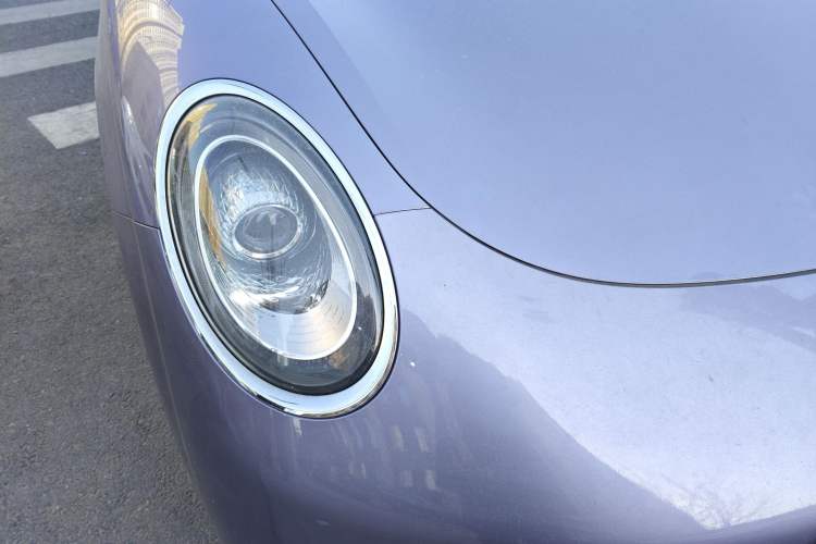Used ORA Lightning Cat 2022 555 km Luxury Edition Right Front Headlight