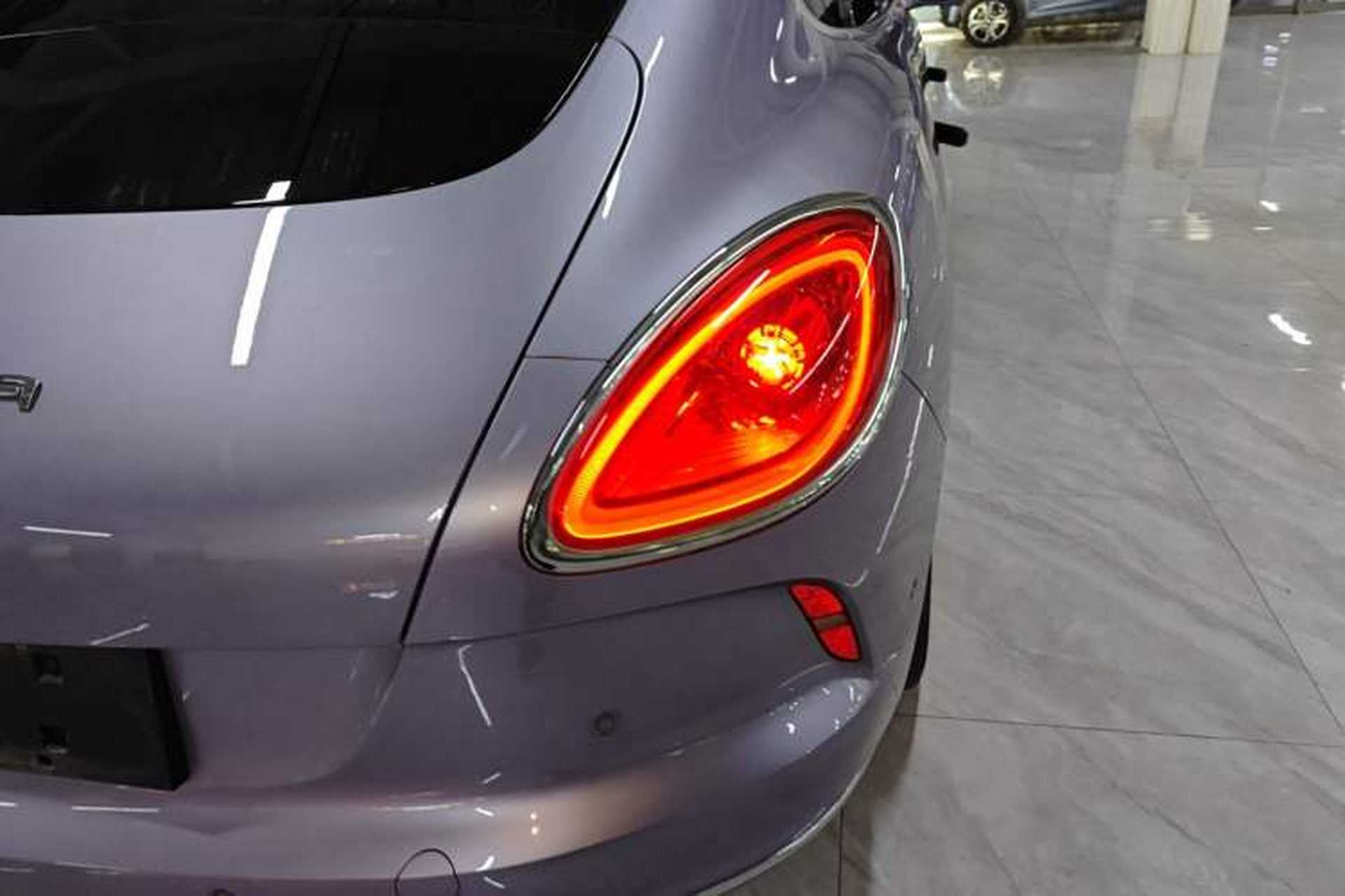 Used ORA Lightning Cat 2022 555 km Luxury Edition Right Rear Taillight