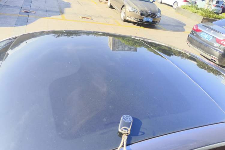 Used ORA Lightning Cat 2022 555 km Luxury Edition Roof