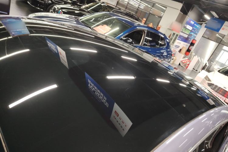 Used ORA Lightning Cat 2022 555 km Luxury Edition Roof
