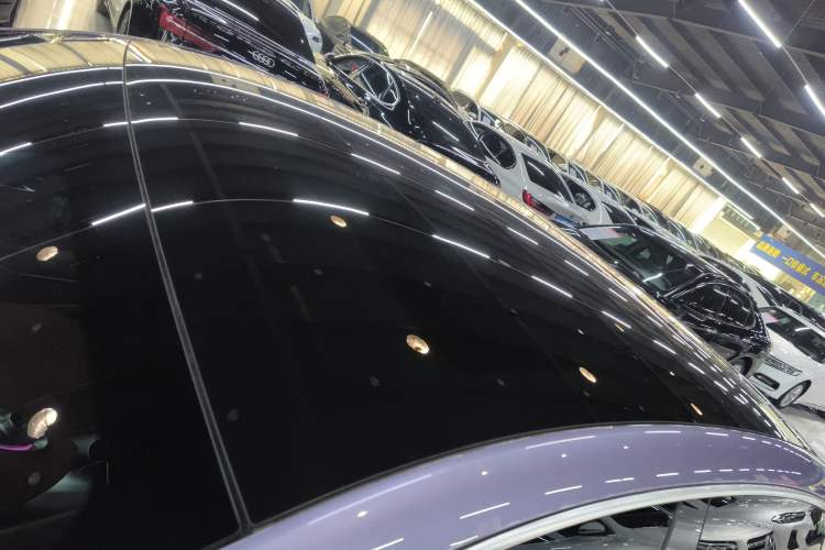 Used ORA Lightning Cat 2022 555 km Luxury Edition Roof